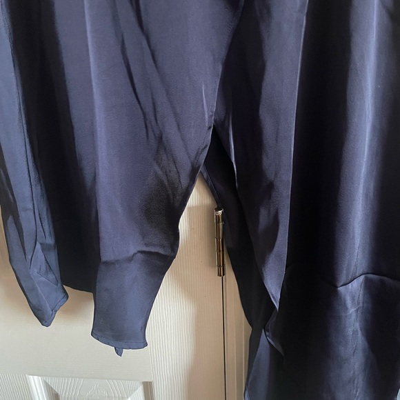 S•Deer Concept Asymmetrical Shirt - Picture 6 of 7